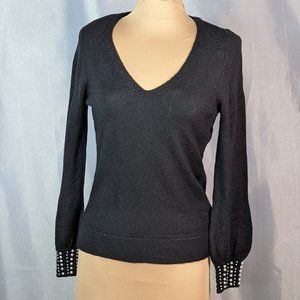 WHITE HOUSE BLACK MARKET Pearl Wrist V-Neck Long Sleeve Sweater Size Extra Small